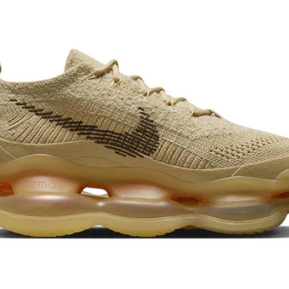 Sneakers - Picture 4 of 4